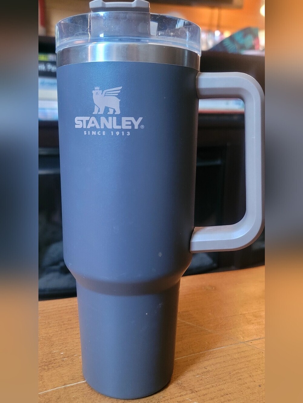 Stanley Quencher H2.0 Gray Tumbler 40 Oz OG Stanley Coal